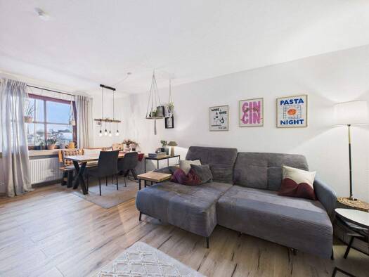 Wohnung zum Kauf 239.000 € 3 Zimmer 74,4 m² 2. Geschoss Straubing 94315