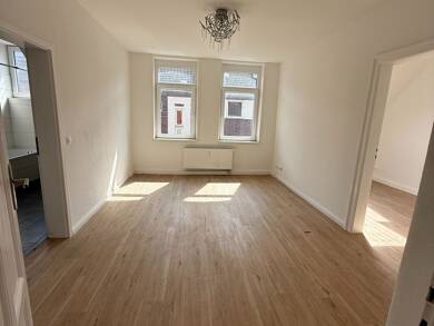 Wohnung zur Miete 960 € 3 Zimmer 72,6 m² 4. Geschoss frei ab 01.09.2025 Varrelmannstraße 18 Limmer Hannover 30453