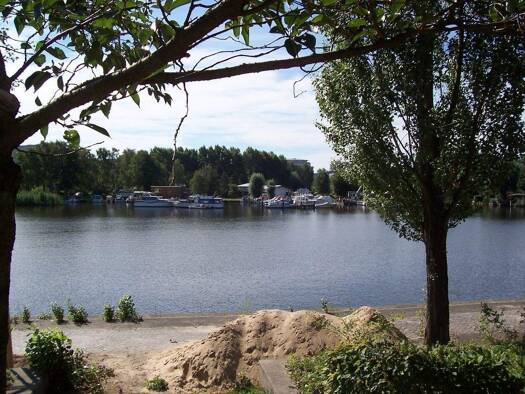 Wohnung zum Kauf 349.000 € 2 Zimmer 72 m² EG frei ab sofort Am Krusenick 17 Köpenick Berlin 12555