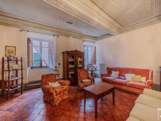 Haus zum Kauf 650.000 € 9 Zimmer 635 m² frei ab sofort San Casciano dei Bagni