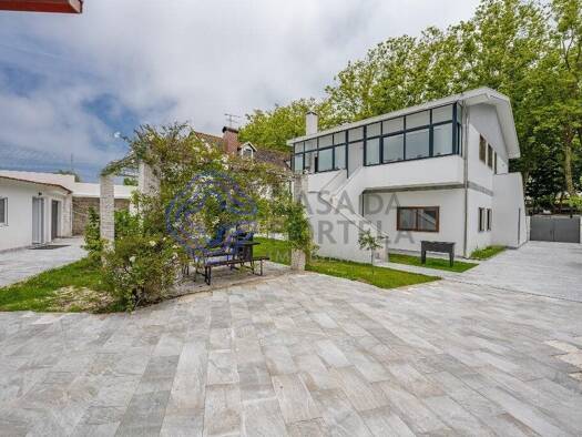 Haus zum Kauf 1.100.000 € 363 m² 968 m² Grundstück Moreira De Cónegos 4815
