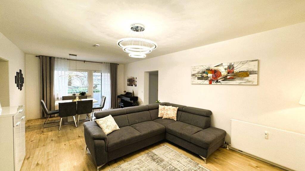 Ihre Chance auf wertvollen Wohnraum mit Stellplatz - modernisiert, zentral & zukunftssicher!