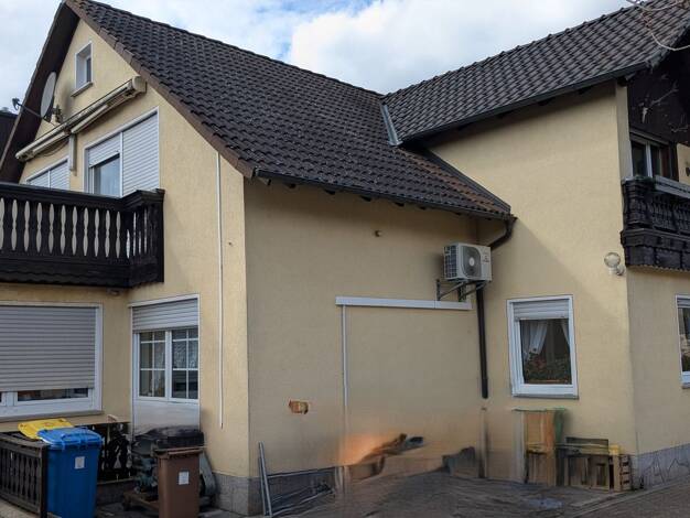 Einfamilienhaus zum Kauf 599.000 € 9 Zimmer 260 m² 1.312 m² Grundstück Thüngersheim Thüngersheim 97291