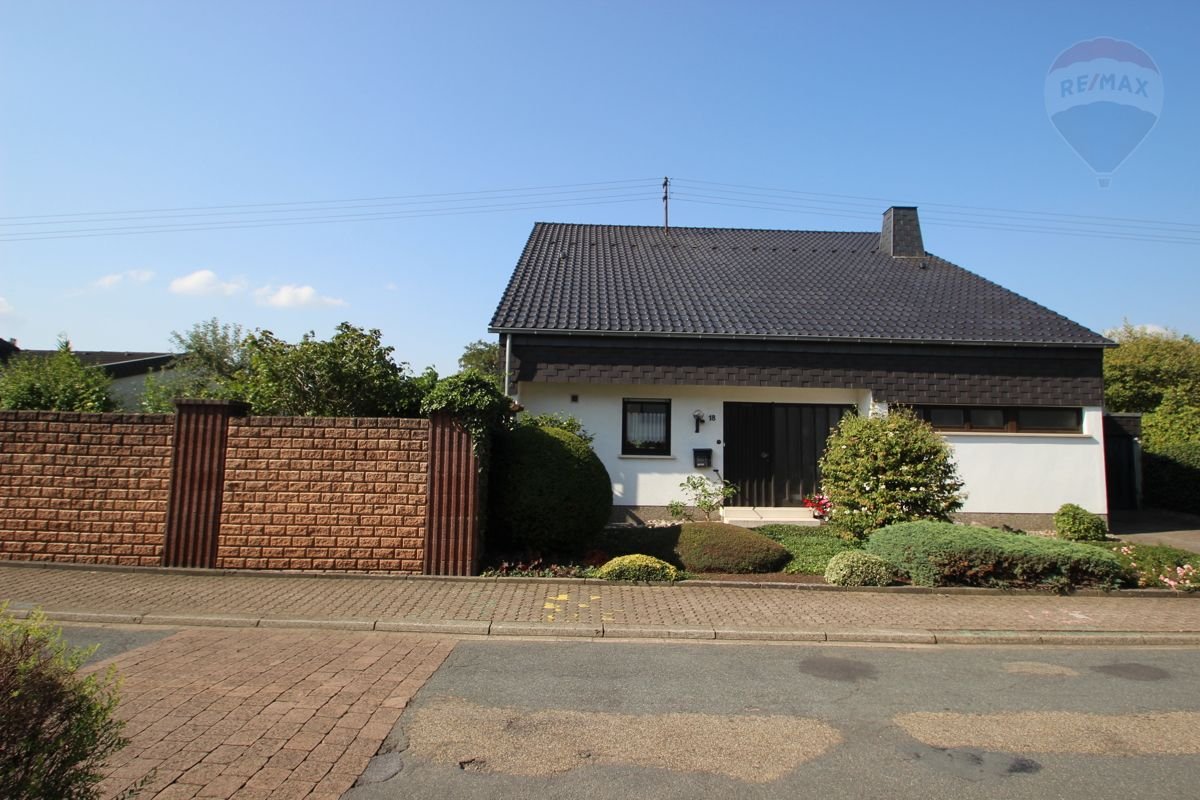 Einfamilienhaus zum Kauf 360.000 € 6 Zimmer 190 m²<br/>Wohnfläche 1.572 m²<br/>Grundstück Ensdorf 66806