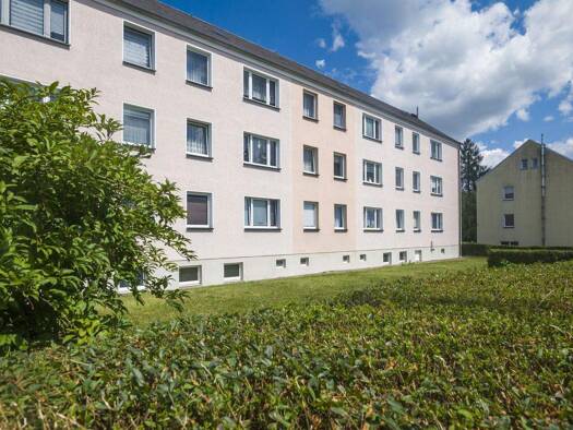 Wohnung zur Miete 545 € 4 Zimmer 68,1 m² EG Robert-Hiller-Str. 10 Pausa Pausa-Mühltroff 07952