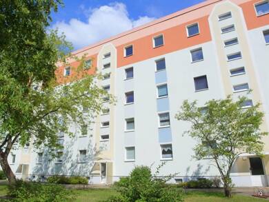 Wohnung zum Kauf 27.900 € 2 Zimmer 50 m² 4. Geschoss Hohe Straße 24 Lauchhammer Lauchhammer 01979