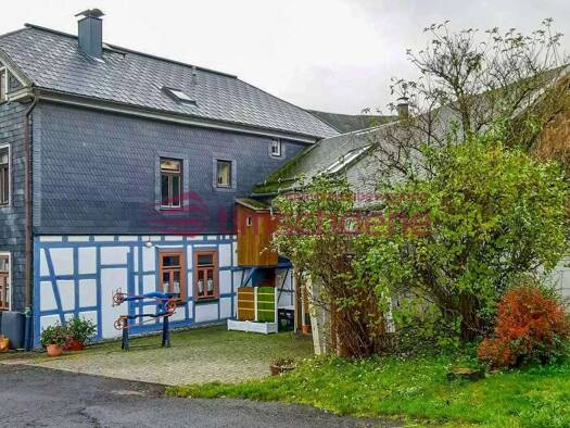 Mehrfamilienhaus zum Kauf 89.900 € 7 Zimmer 134 m² 477 m² Grundstück Suhl 98528