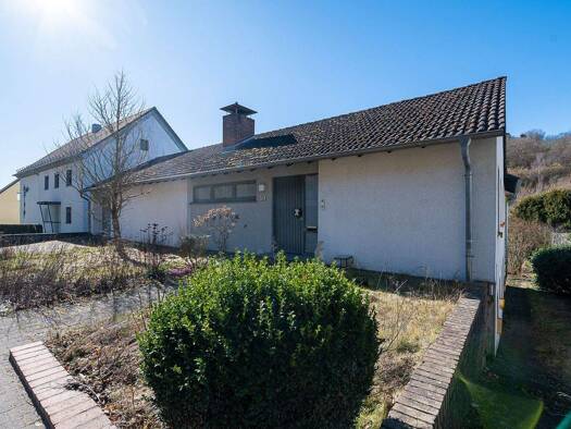 Haus zum Kauf 199.000 € 6 Zimmer 165 m² 1.543 m² Grundstück Gerolstein 54568