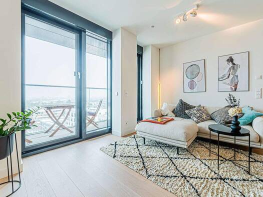 Wohnung zur Miete 2.650 € 2 Zimmer 67 m² 11. Geschoss Sachsenhausen Frankfurt am Main 60598