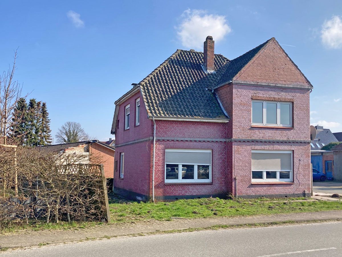 Einfamilienhaus zum Kauf 175.000 € 5 Zimmer 118 m²<br/>Wohnfläche 403 m²<br/>Grundstück Büdelsdorf 24782