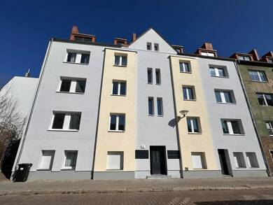 Wohnung zur Miete 900 € 4 Zimmer 80 m² 1. Geschoss frei ab sofort Grimmstraße 1 Freiimfelde Halle 06112