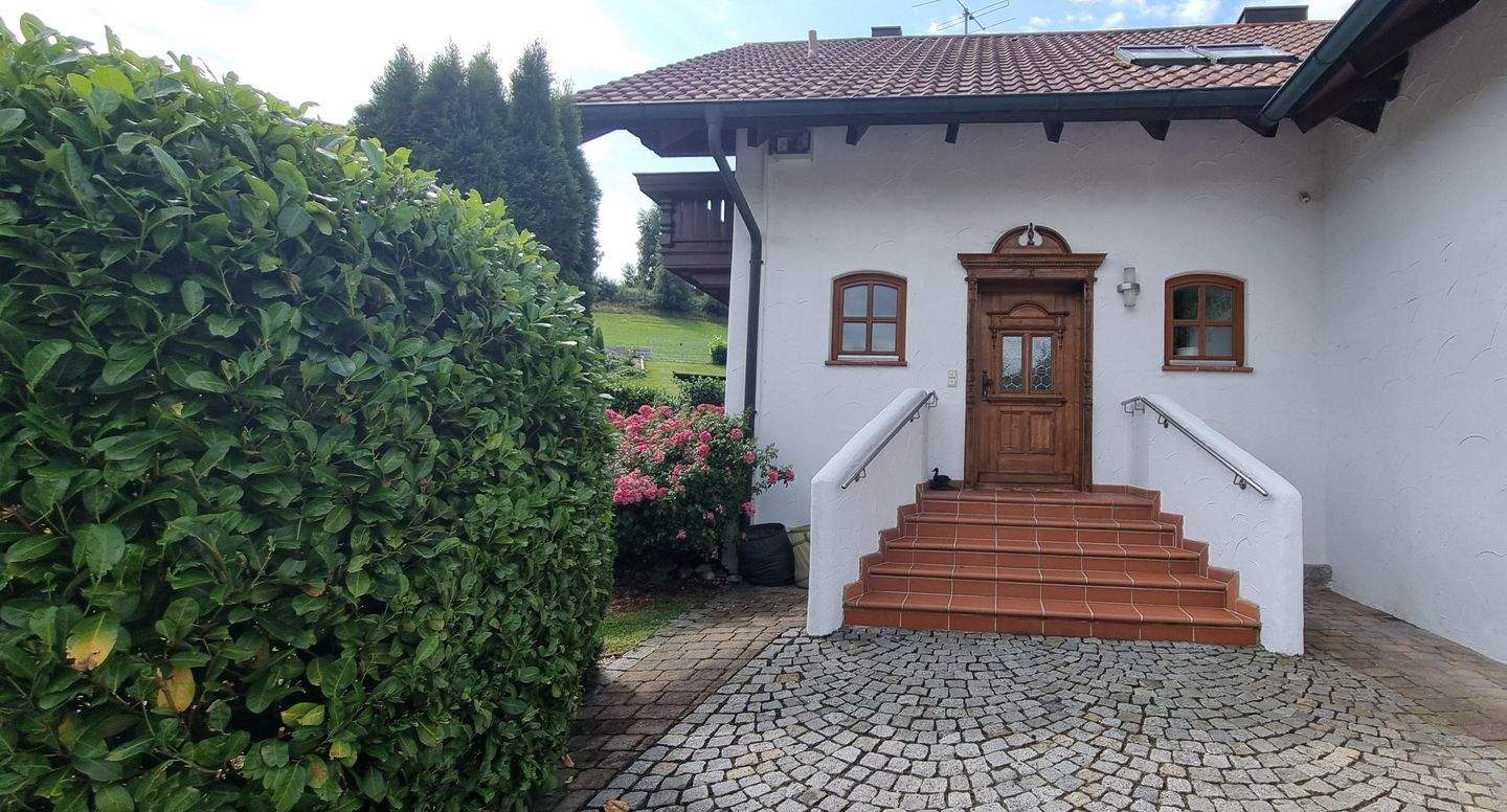 Haus zum Kauf - Ansicht 2