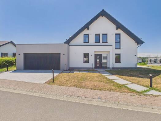 Haus zum Kauf - Erstbezug 599.000 € 8 Zimmer 180,2 m² 781 m² Grundstück Fleringen 54597