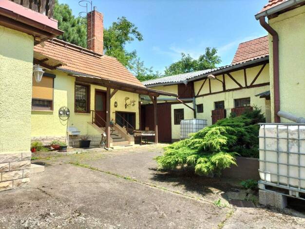 Einfamilienhaus zum Kauf 57.000 € 7 Zimmer 124,2 m² 908 m² Grundstück Grumbach Bad Langensalza 99947