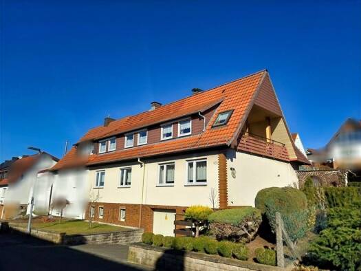 Doppelhaushälfte zum Kauf 199.000 € 6 Zimmer 169 m² 609 m² Grundstück Petersberg Bad Hersfeld 36251