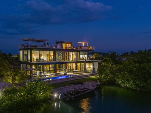 Einfamilienhaus zum Kauf 1.645.240 € 5.624 m² GJQM+QRC  Vista Cove  Placencia  Belize Placencia