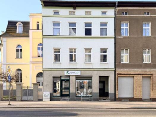 Haus zum Kauf 180.000 € 9 Zimmer 190,6 m² 154 m² Grundstück Forst-Stadt Forst (Lausitz) 03149