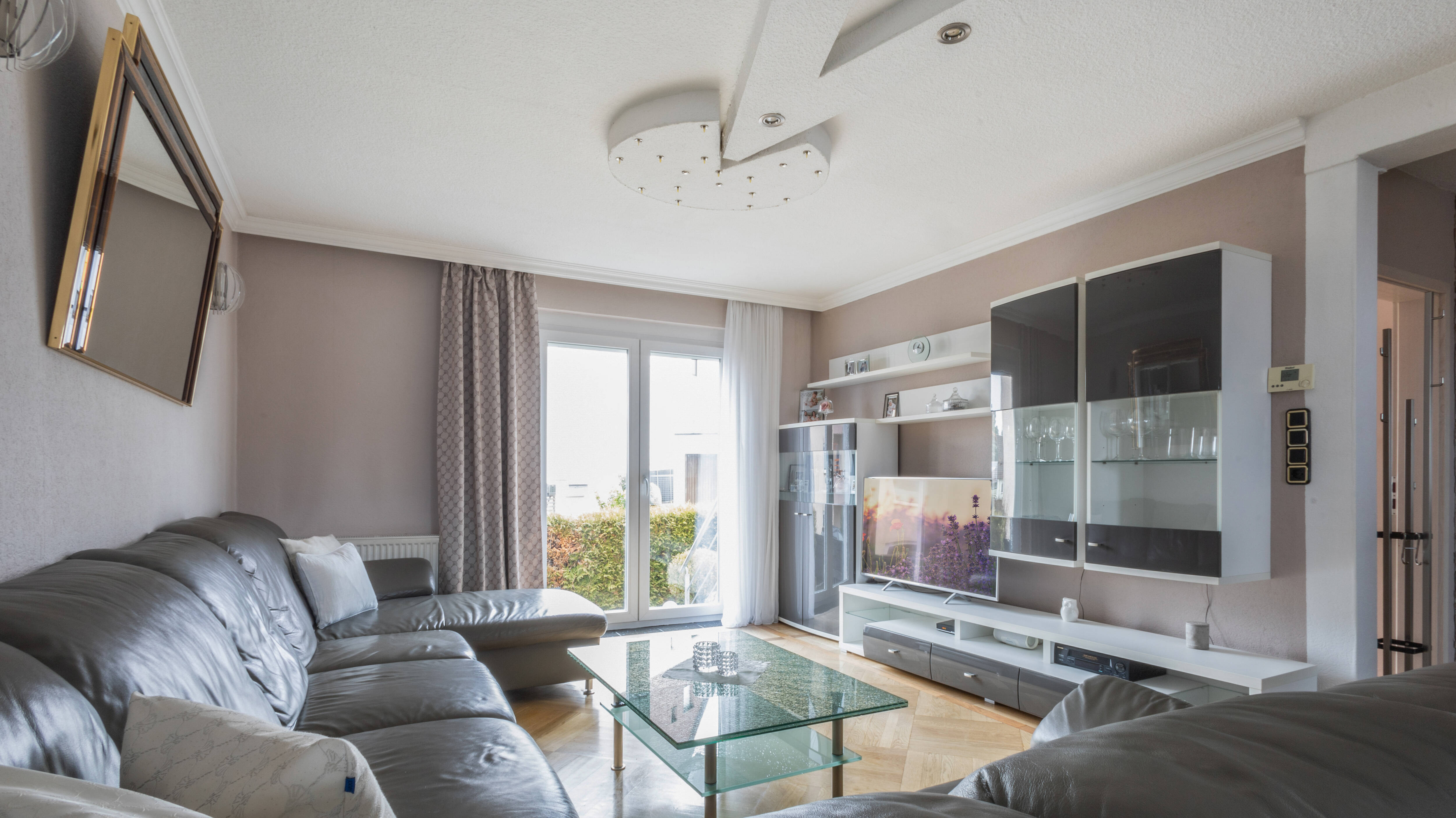 Property thumbnail 6