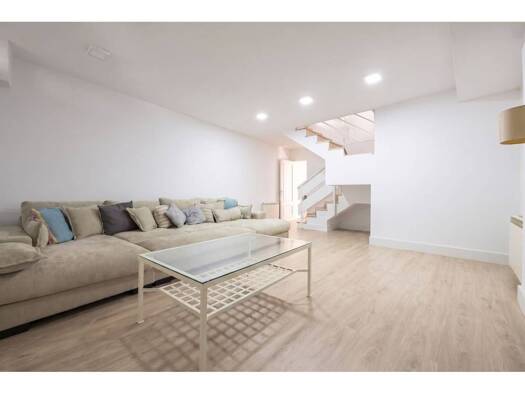 Haus zum Kauf 470.000 € 2 Zimmer 85 m² >C. del Ágave > Madrid 28039