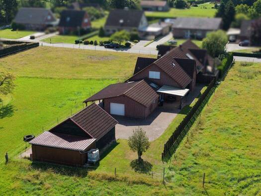 Doppelhaushälfte zum Kauf 225.000 € 5 Zimmer 130 m² 686 m² Grundstück Stikelkamp Hesel / Stiekelkamperfehn 26835