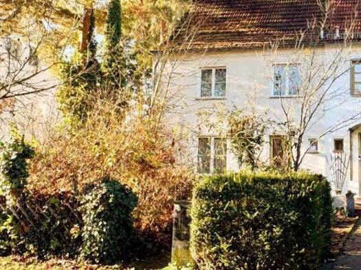 Reihenendhaus zum Kauf 198.000 € 6 Zimmer 104 m² 812 m² Grundstück Törten Dessau 06849