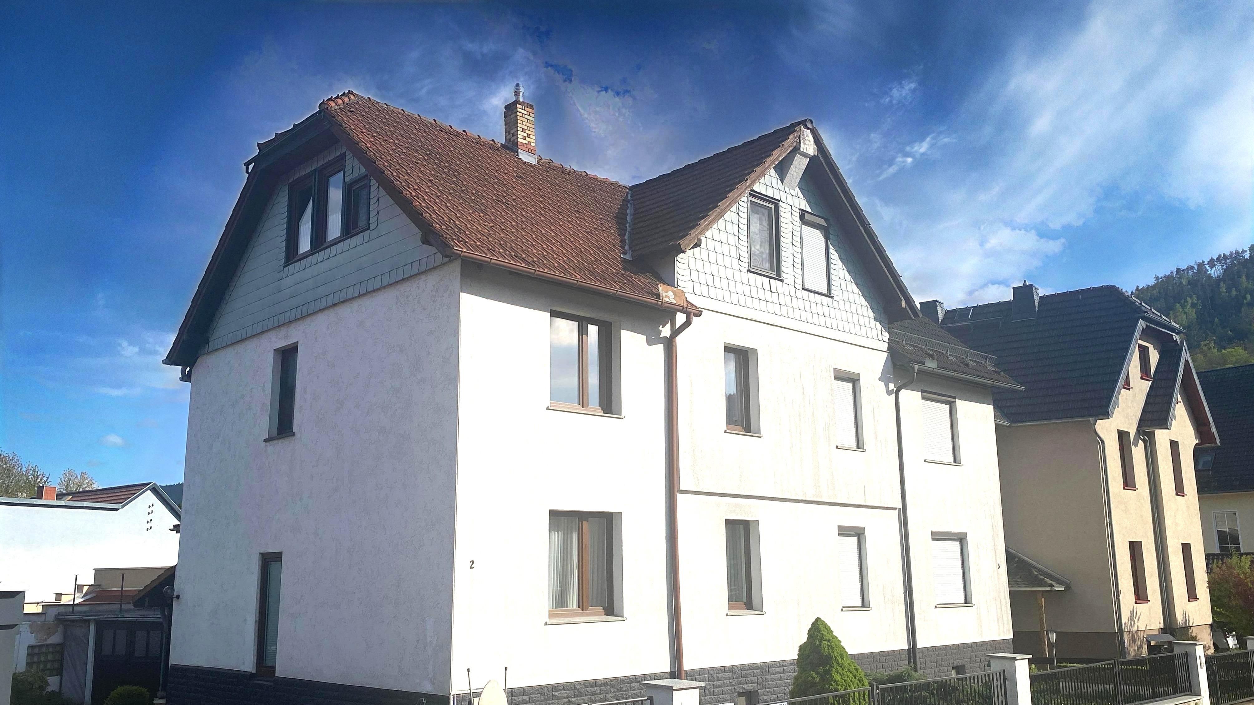 Doppelhaushälfte zum Kauf 115.000 € 7 Zimmer 120 m²<br/>Wohnfläche 244 m²<br/>Grundstück ab sofort<br/>Verfügbarkeit Bad Blankenburg Bad Blankenburg 07422