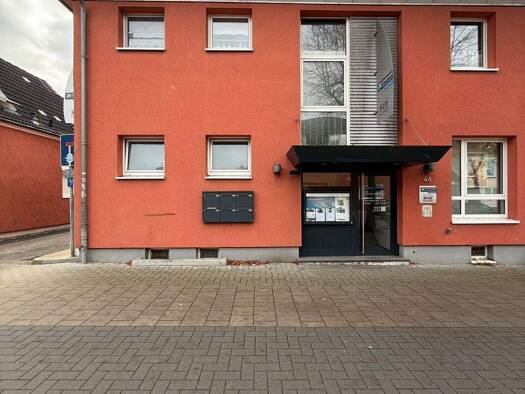 Wohnung zur Miete 575 € 3 Zimmer 79,5 m² 1. Geschoss frei ab 01.04.2026 Osterende 46 Husum 25813