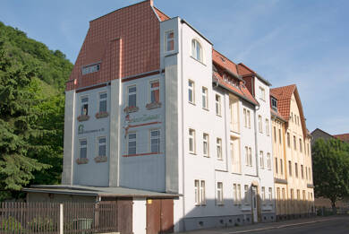 Wohnung zur Miete 322 € 2 Zimmer 49,5 m² Dachgeschoss, 3. Geschoss frei ab sofort Ossietzkystraße 39 Meißen Meißen 01662