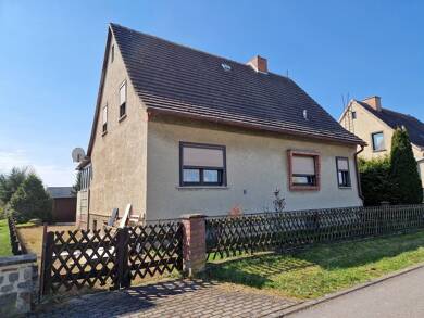 Haus zum Kauf 188.000 € 5 Zimmer 120 m² 1.200 m² Grundstück Bad Lauchstädt Bad Lauchstädt 06246