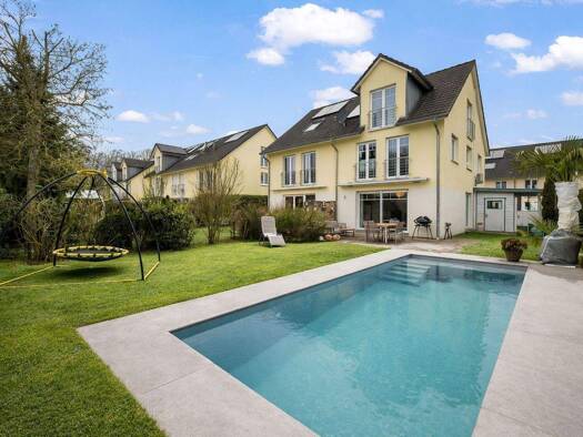 Doppelhaushälfte zum Kauf 845.000 € 4 Zimmer 147,3 m² 370 m² Grundstück Gronau Bad Vilbel 61118