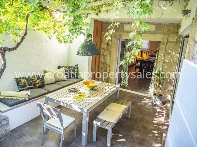 Wohnung zum Kauf 249.000 € 1 Zimmer 50 m²<br/>Wohnfläche Hvar