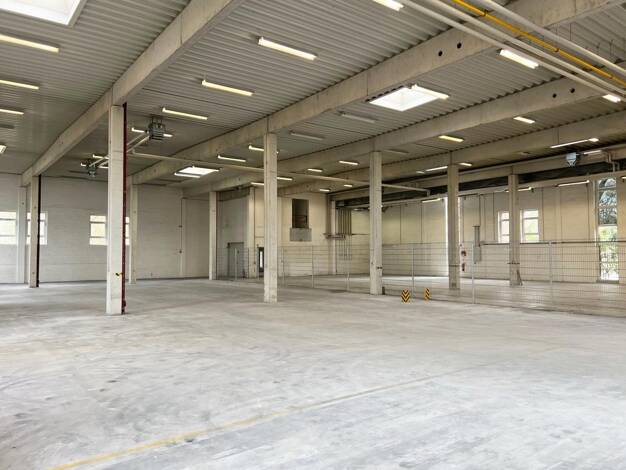 Lagerhalle zur Miete 8,50 € 1.714 m² Lagerfläche teilbar ab 1.714 m² Garstedt Norderstedt 22848