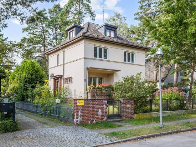 Einfamilienhaus zum Kauf 950.000 € 5 Zimmer 115 m² 852 m² Grundstück Frohnau Berlin 13465