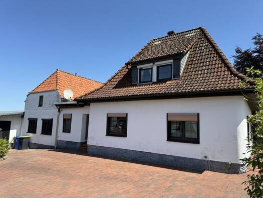 Einfamilienhaus zum Kauf 220.000 € 8 Zimmer 203 m² 1.129 m² Grundstück Hochdonn 25712