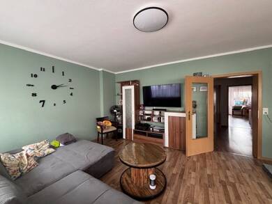 Wohnung zur Miete 650 € 3 Zimmer 90 m² 1. Geschoss frei ab 01.11.2025 Altenkirchen Altenkirchen 57610