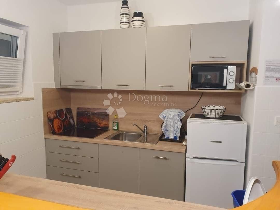 Wohnung zum Kauf 166.000 € 3 Zimmer 48 m²<br/>Wohnfläche Barbat na Rabu 51280