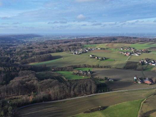 Einfamilienhaus zum Kauf provisionsfrei 323.000 € 7 Zimmer 230 m² 4.327 m² Grundstück frei ab sofort Barkhausen Bad Essen 32361