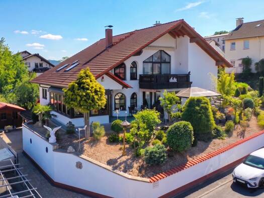 Mehrfamilienhaus zum Kauf 779.000 € 10 Zimmer 312 m² 673 m² Grundstück Miltenberg 63897