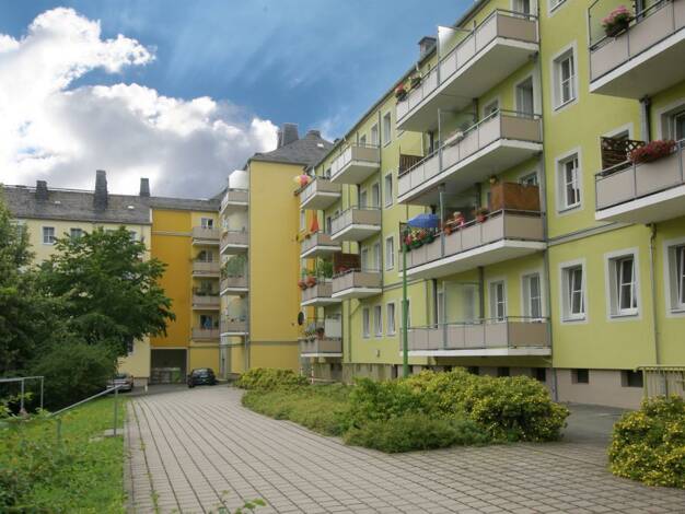 Wohnung zur Miete 258 € 2 Zimmer 48,3 m² 1. Geschoss August-Bebel-Straße 6 Stadtmitte Plauen 08525