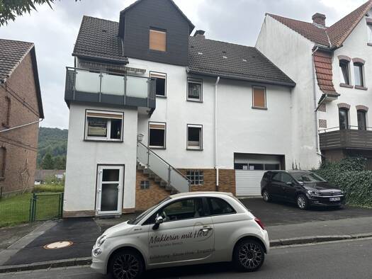 Mehrfamilienhaus zum Kauf 129.000 € 6 Zimmer 130 m² 1.124 m² Grundstück Eschenstruth Helsa-Eschenstruth 34298
