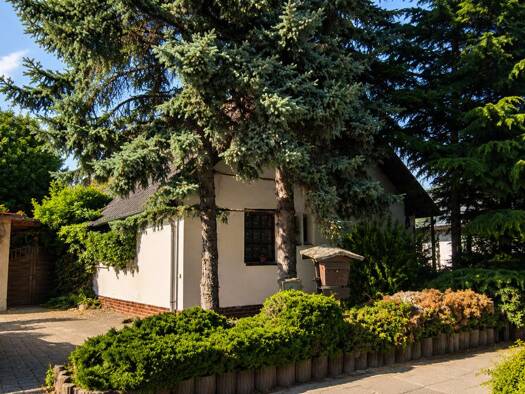 Mehrfamilienhaus zum Kauf 129.000 € 199,8 m² 1.000 m² Grundstück Wolfen Bitterfeld-Wolfen 06766