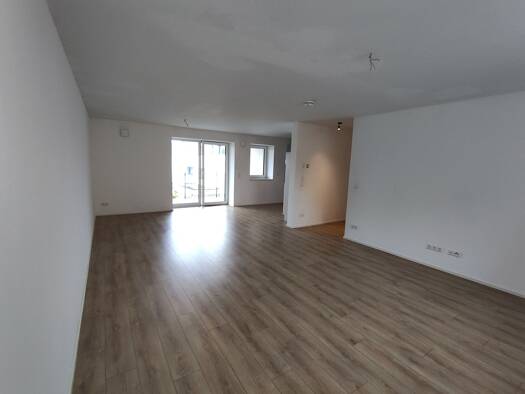Wohnung zur Miete 815 € 2 Zimmer 74 m² Geschoss 1/3 frei ab sofort Oettinger Straße 35 Wassertrüdingen Wassertrüdingen 91717