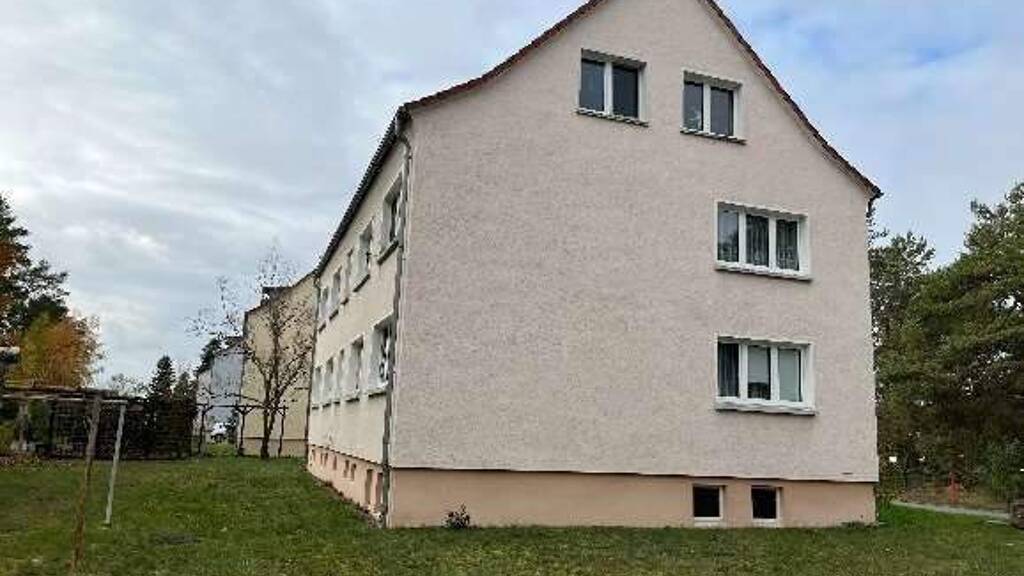 Wohnung zur Miete 370 € 4 Zimmer 73,5 m² EG frei ab sofort Kurze Straße 4 Uhyst Boxberg/Oberlausitz 02943
