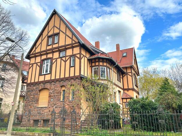 Wohnung zum Kauf 319.000 € 4 Zimmer 107 m² Dachgeschoss, 3. Geschoss Brühlervorstadt Erfurt 99084