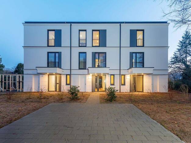 Reihenmittelhaus zum Kauf - Neubau 995.000 € 5 Zimmer 152 m² 860 m² Grundstück Volksdorf Hamburg 22359