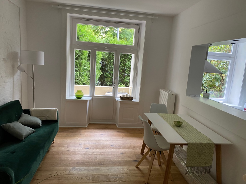 Wohnung zur Miete 840 € 2 Zimmer 50 m²<br/>Wohnfläche ab sofort<br/>Verfügbarkeit Eimsbüttel Hamburg 20255