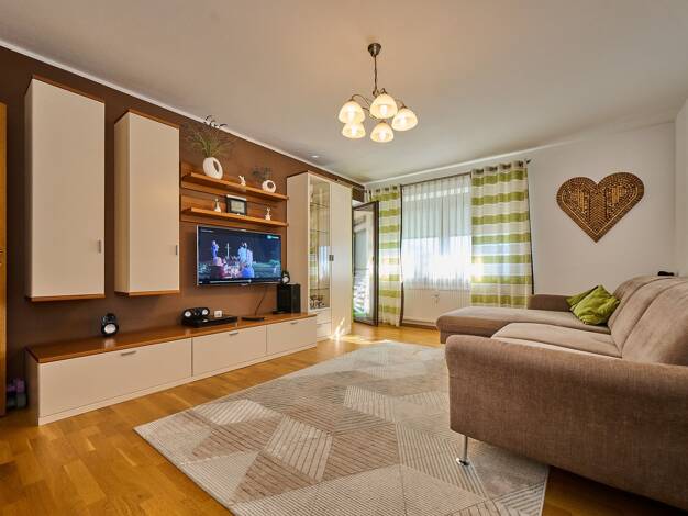 Wohnung zum Kauf 270.000 € 4,5 Zimmer 97,8 m² 3. Geschoss Straubing Straubing 94315