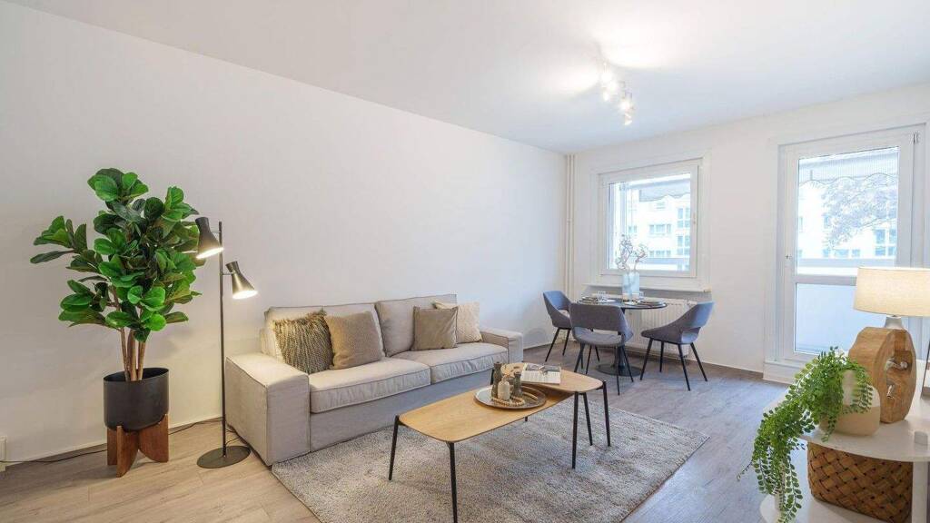 Wohnung zum Kauf provisionsfrei 174.000 € 3 Zimmer 66,5 m² 2. Geschoss Robinienstraße 22 Gorbitz-Süd Dresden 01169