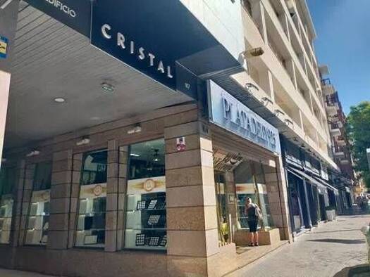 Ladenfläche zum Kauf 218.000 € 99 m² Verkaufsfläche Calle Luis Montoto, 107 Seville 41007