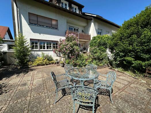 Haus zum Kauf 290.000 € 8 Zimmer 167 m² 393 m² Grundstück frei ab sofort Unterlauchringen Lauchringen 79787